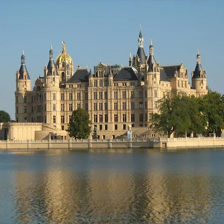 Apartment Am Schloss 106 Schwerin (Mecklenburg-Vorpommern)